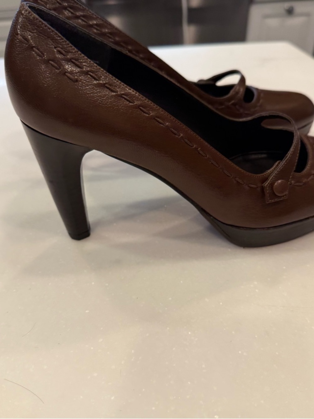 Stuart Weitzman Women's Brown Leather Mary Jane Heels Shoes Sz 8 EUC - Picture 5 of 14